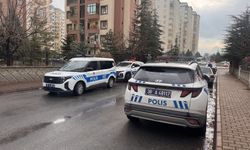 Boşanma Aşamasındaki Eşini Ararken Apartman Görevlisinin Eşini Öldürdü