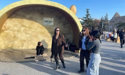 Cacabey Meydanı’nda Öğrencilerden Kısa Film Çekimi