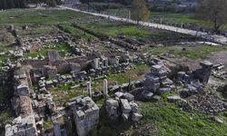 Antik Efes’te Mısır tanrısı keşfi