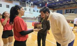 Antrenör İlhan’a Sürpriz Doğum Günü Kutlaması