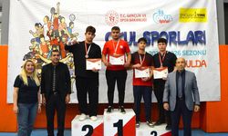 Cacabey Gençlik Merkezi’nde bilek güreşi heyecanı