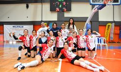 Cumhuriyet Ortaokulu C Grubu’na galibiyetle başladı