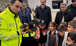 Öğrencilere trafik eğitimi verildi