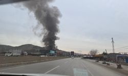Organize Sanayi Bölgesi'nde Kimya Fabrikası Alev Alev Yandı
