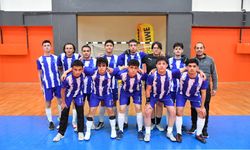 LİSELERARASI FUTSALDA İLK GÜN HEYECANI YAŞANDI