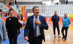 Spor İl Müdürü Çakmakçı: “Okul sporları tüm hızıyla devam ediyor”