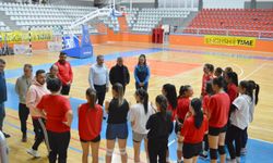 Spor İl Müdürü Çakmakçı’dan filenin sultanlarına ziyaret