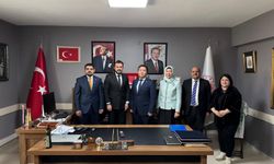 Kazakistan Ticaret Müsteşarı Kırşehir’de: Kazakistan ile Kırşehir Arasında Ticari İş Birliği Görüşüldü
