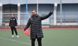 Antrenör Alkan, “Lig başlayana kadar hazır hale geleceğiz”