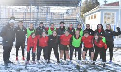 Kırşehirspor Kadın takımı hazırlıklarını sürdürüyor