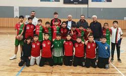 MHP’den Mucurgücüspor U12 takımına moral ve destek ziyareti
