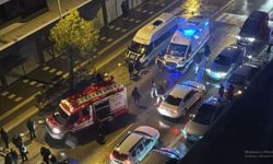 SON DAKİKA: Ambulans ve Otomobiller Çarpıştı 7 Yaralı