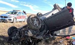 Tarlaya devrilen araçtan yaralı sürücü hastaneye kaldırıldı