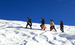 Sağlık ekipleri zorlu kış şartlarında erken teşhis için sahada