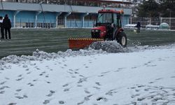 FUTBOL SAHASINDA HUMMALI TEMİZLİK