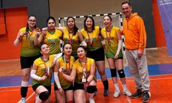 Gençlikspor voleybolda il 3’üncüsü oldu