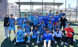 Kırşehir Meslek Lisesi, lider olarak gruptan çıktı: 2-0