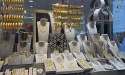 Kırşehirli Kuyumcudan Yatırımcıya Kritik Uyarı: “Bu Düşüş Bir Alım Fırsatıdır!”