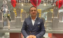 Kırşehirli Kuyumcu Ziya Yağmur: "Sevgi de Altın Gibi Yıllandıkça Değerlenir"