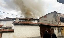 Metruk Evde Çıkan Yangın Söndürüldü