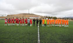 LİSELERARASI GENÇ ERKEKLER FUTBOLDA 3. GÜN HEYECANI...