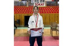 Berfin Dönmez Tokat’ta Bronz Madalya kazandı