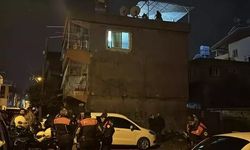 Binanın Damında Torpil Barutları Alev Aldı 2 Kişi Yaralandı