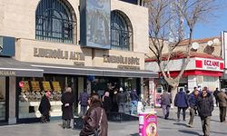 Kırşehir'de duyan koştu, uzun kuyruklar oluştu!.. Kimse gözlerine inanamadı