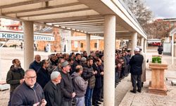 Kırşehir'de 4 aylık İkra bebek gözyaşlarıyla toprağa verildi