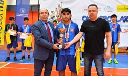 İmam Hatip Ortaokulu’ndan Futsalda büyük başarı