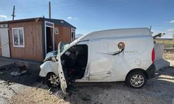 Jandarma Noktasında Bariyere Çarpan Araç: 1 Ölü