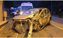 İki Araç Çarpıştı, Ortalık Savaş Alanına Döndü: 2'si Çocuk 7 Kişi Yaralandı