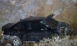 Kontrolden Çıkan Araç Şarampole Devrildi