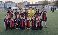 Minik Kramponlar, farklı başladı: 7-0