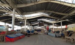 Kırşehir’de Yol Kavşağı Yapılıyor, Pazaryeri Isınmayı Bekliyor