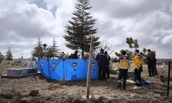 Mezarlık ziyaretinde boşanma aşamasındaki eşine kurşun sıktı