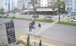 Yaya Geçidinde Feci Kaza: Motokuryenin Çarptığı Küçük Kız Savruldu