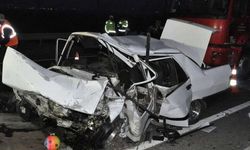 Karşı şeride geçen otomobil can aldı: 2 ölü, 5 yaralı