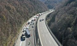 5 aracın karıştığı zincirleme kaza ulaşımı aksattı