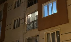 Şüpheli Ölüm: Genç Adam Evinde Ölü Bulundu!