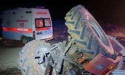 Ambulans ile traktör çarpıştı: 4 yaralı