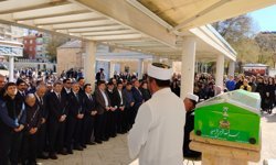 Kırşehir'de boğazına çilek kaçan 2,5 yaşındaki Mustafa Kemal son yolculuğuna uğurlandı