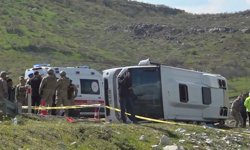 Midibüs Kazası: 11 Yaralı