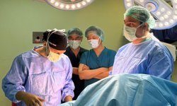 Kırşehir Tıpta Sınırları Aştı! Dünya Bu Cerrahı İzliyor