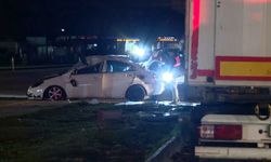 Kontrolden Çıkan Araç Akaryakıt İstasyonuna Savruldu: 1 Ölü