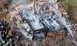 Ahşap Evde Çıkan Yangın Can Aldı