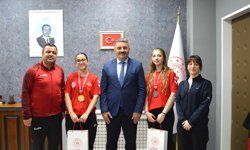 Bozkırın ‘Altın Yumrukları’ Spor İl Müdürü Çakmakçı’yı ziyaret etti