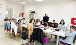 Gençler hem öğreniyor hem sosyalleşiyor