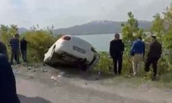 Köy Yolunda Korkutan Çarpışma! İki Araç Hurdaya Döndü: 6 Yaralı