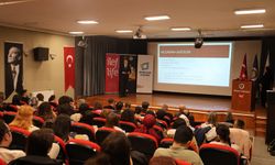 Genç iletişimciler millet iradesini manşetlere taşıdı